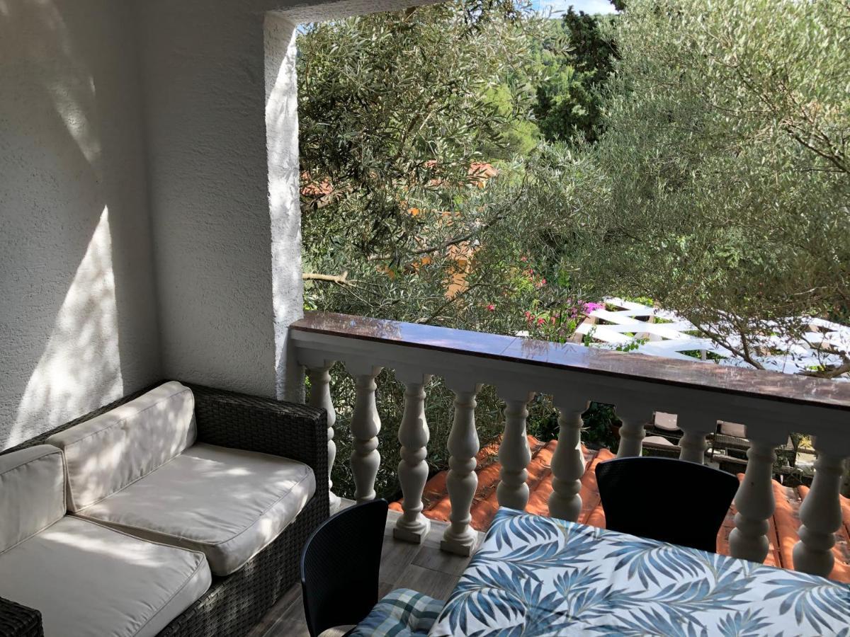 Guesthouse Vila Ruzmarin Ždrelac 外观 照片
